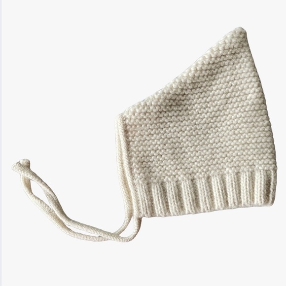 Hanna Andersson Baby Soft Alpaca Bonnet 3-12 Mo (XS) - Picture 2 of 4